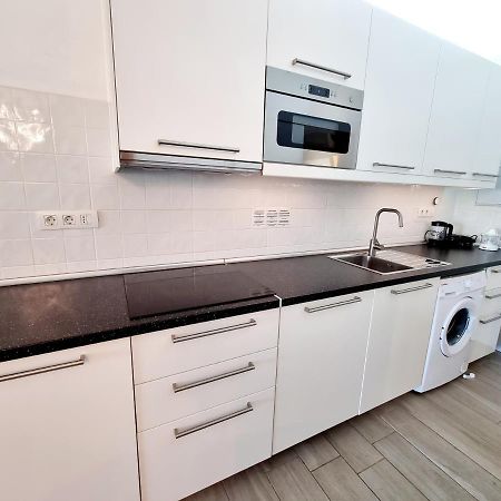 Apartamento Luca 05 En Playa Roca Коста Тегисе Екстериор снимка