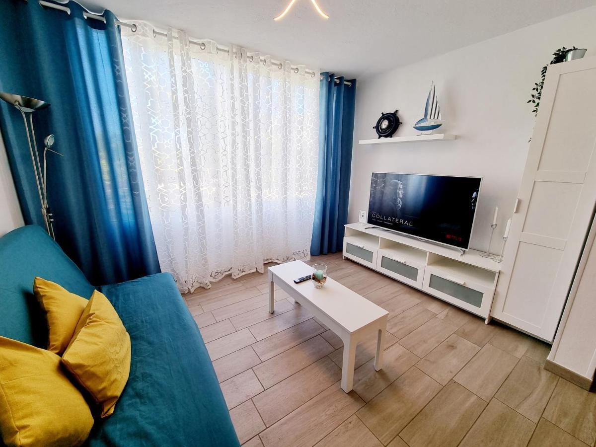 Apartamento Luca 05 En Playa Roca Коста Тегисе Екстериор снимка