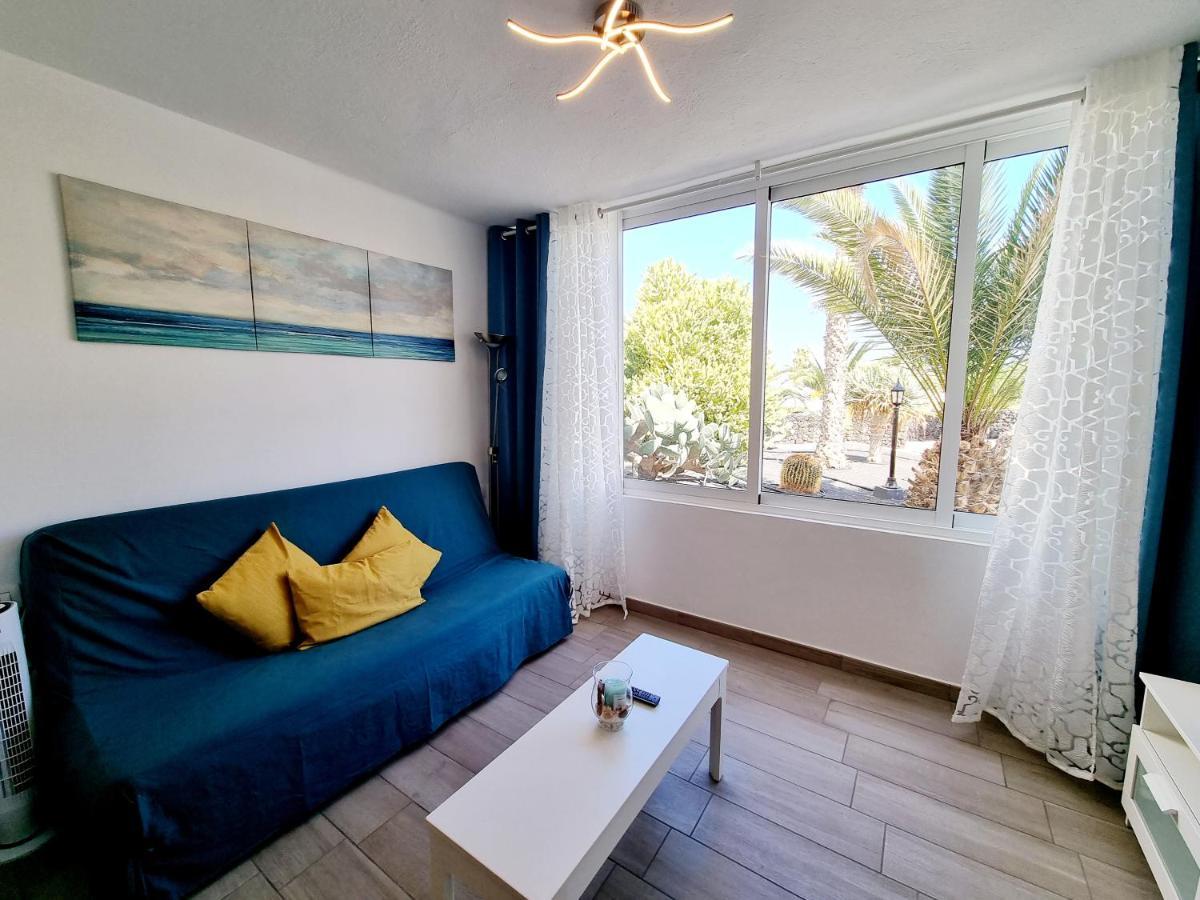 Apartamento Luca 05 En Playa Roca Коста Тегисе Екстериор снимка